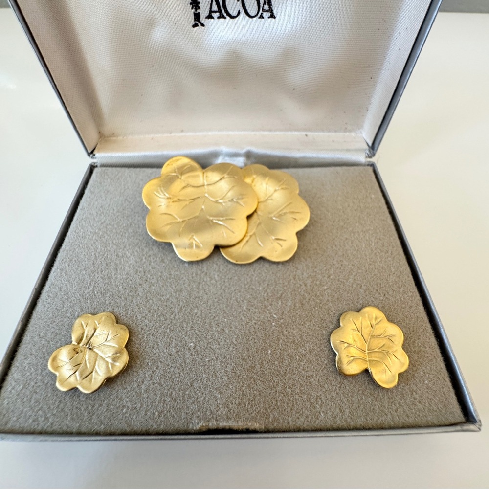 Vintage TACOA‎ Gold Tone Flower Brooch and Earrings Set Designer Jewelry